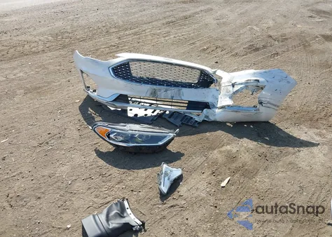 2019 Ford Fusion Energi Titanium from USA, damaged, VIN 3FA6P0SU4KR216304